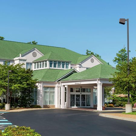 Hilton Garden Inn Newport News Exterior foto